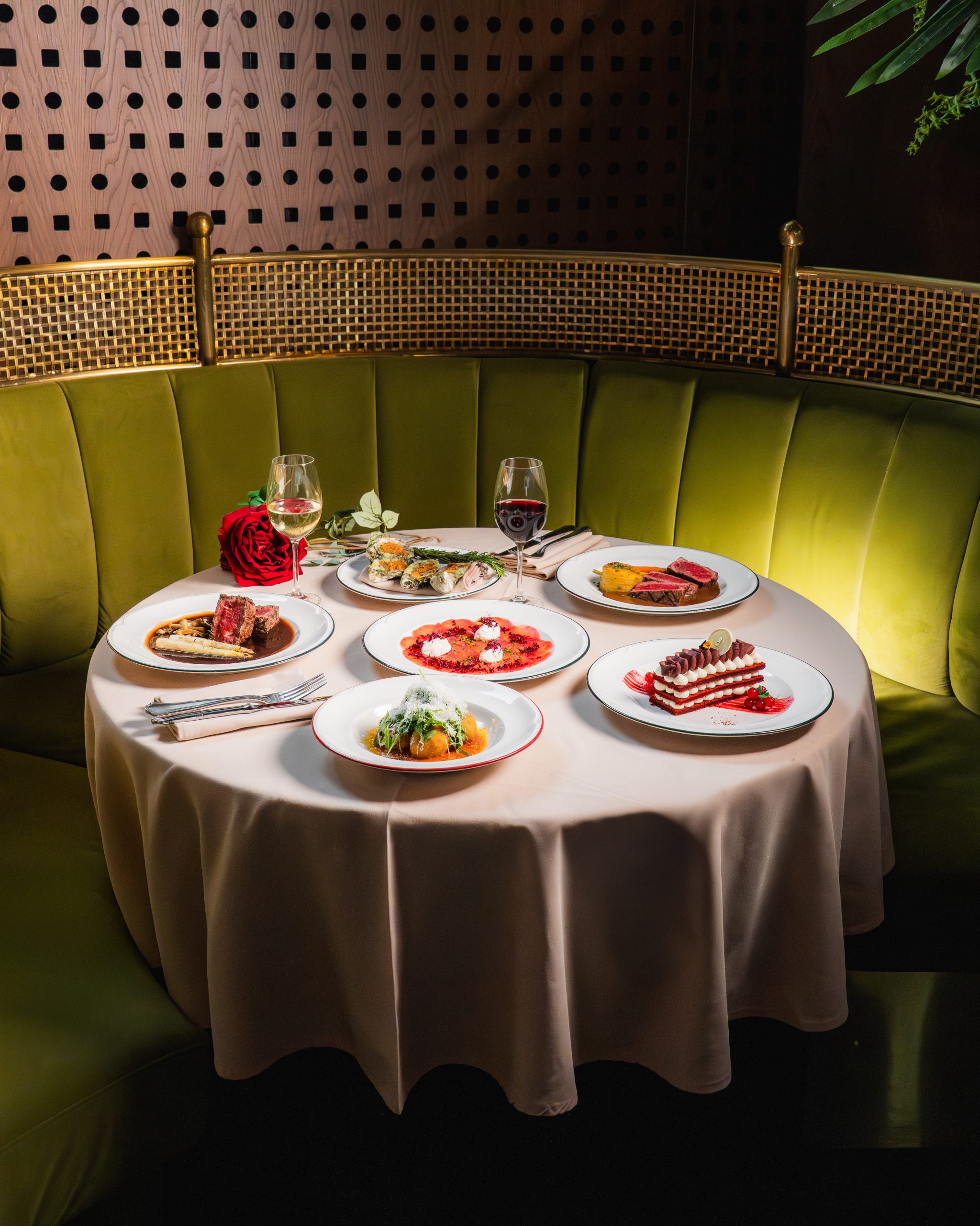 Valentines Offer Dubai rooftop dining experience at Three Cuts Steakhouse Palm Jumeirah